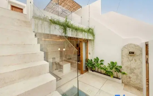 Modern 1BR Oasis - Sunken Lounge & Near Canggu