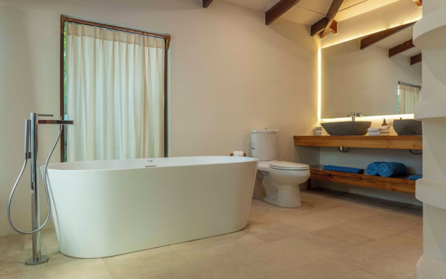 Beachfront Suites by Hotel Capitán Suizo