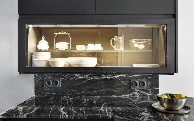 Stylish 2BR Near Faubourg Saint-Honoré