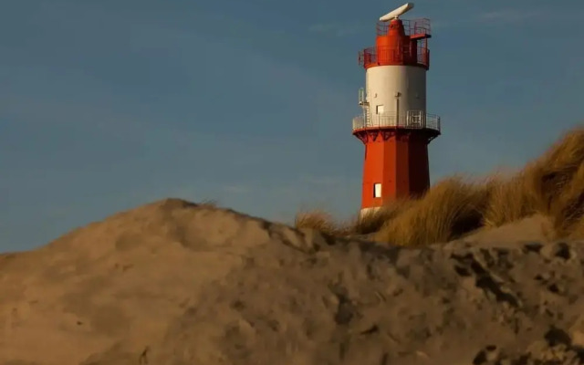 Lighthouse Modern Retreat