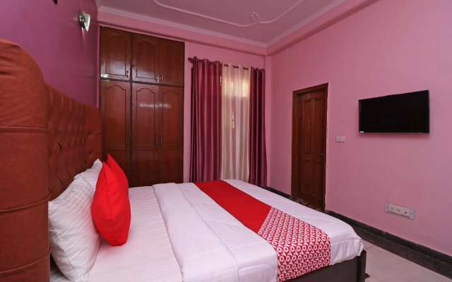 OYO 38025 Hotel The Rock Residency