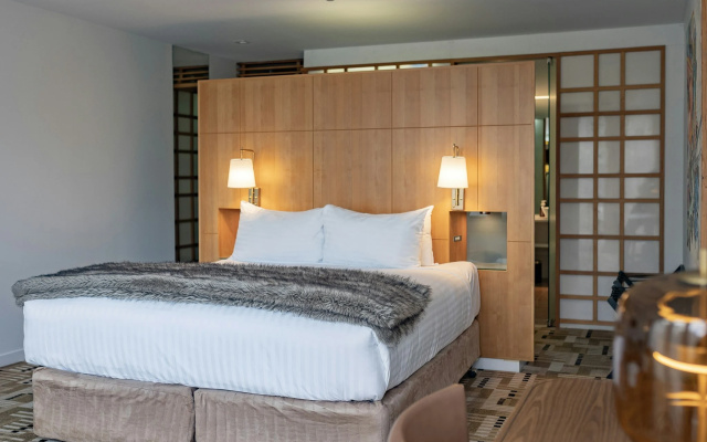 Islington Hotel