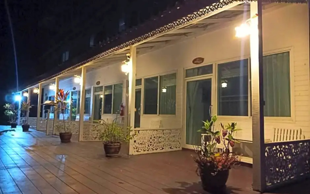 Khaokor Whitehome Resort
