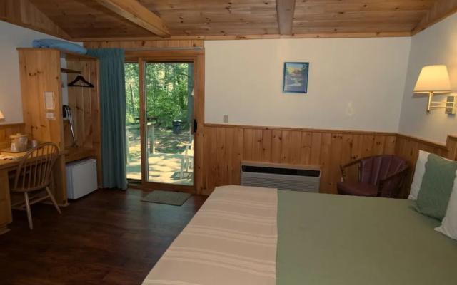 Wiscasset Woods Lodge