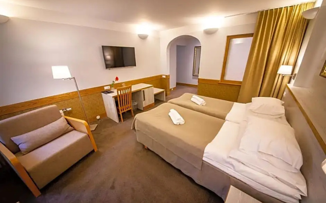 Hotel Liilia