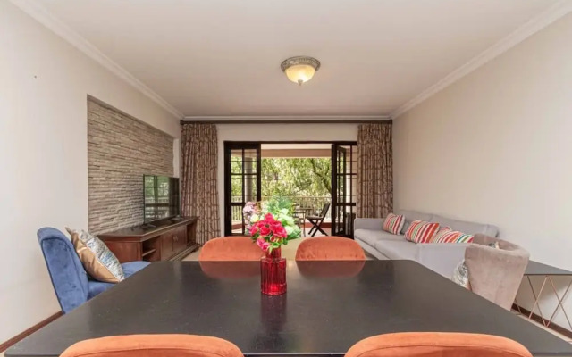 Peaceful Sandton Townhouse in Gated Community