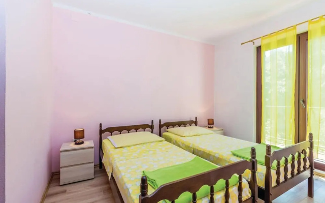 Nice Home in Malinska With Wifi and 3 Bedrooms