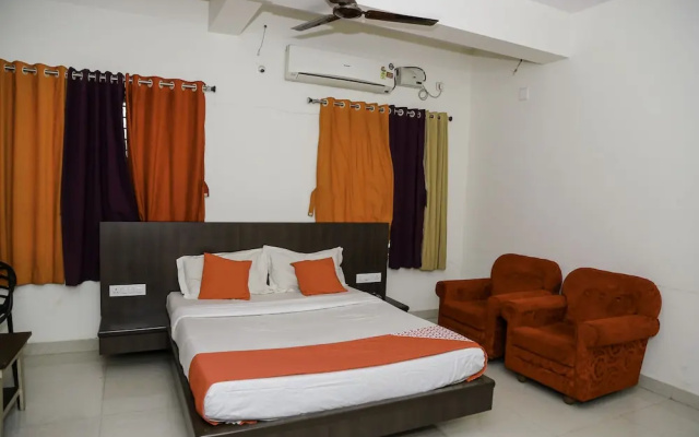 OYO 24265 Hotel Nagu Palace