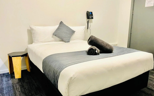 Gamma Hotel