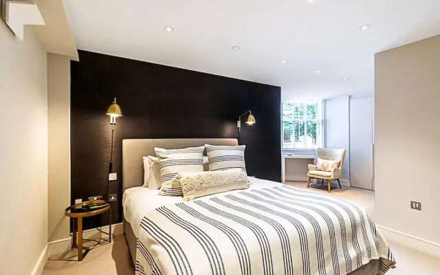 Pepys House: A Modern Touch of History