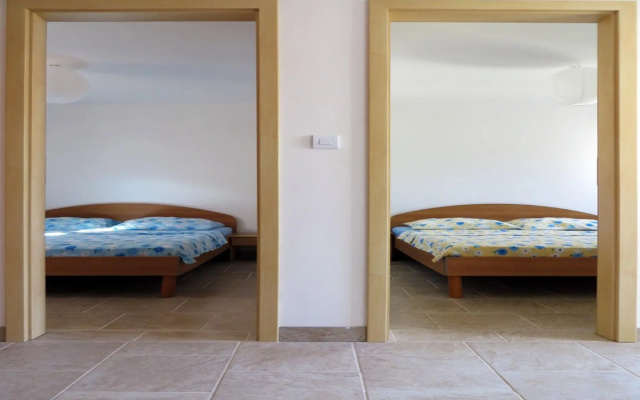 Oasis - A2(4+1) in Veli Rat
