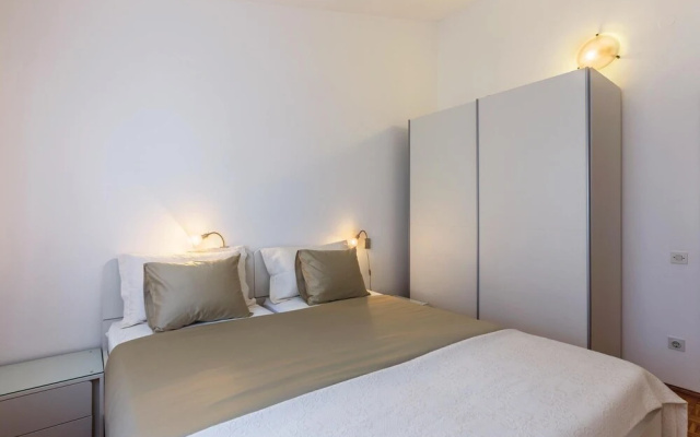 Amazing Apartment in Medulin With 4 Bedrooms, Wifi and Outdoor Swimming Pool