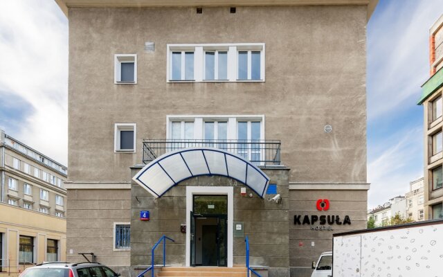 Отель Kapsula Hostel Warszawa Польша, Варшава - отзывы, цены и фото номеров - забронировать отель Kapsula Hostel Warszawa онлайн вид на фасад