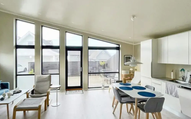 6 Person Holiday Home in Borhaug