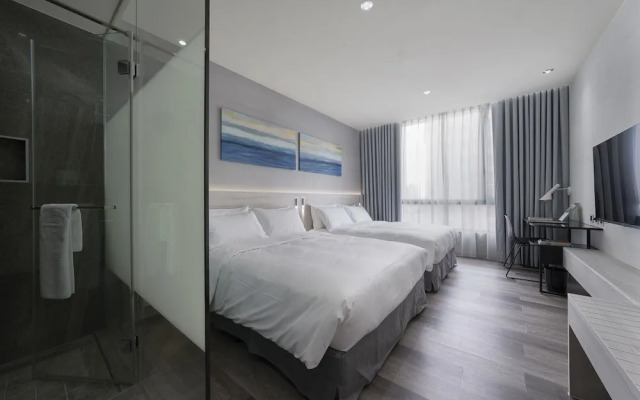 Cp Hotel