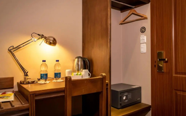 Flame Boutique Hotel by Unna