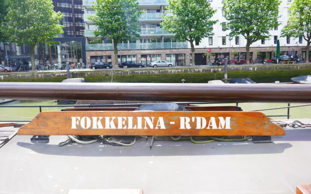 Boat apartment Rotterdam Fokkelina
