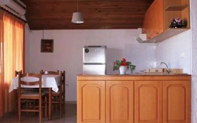 Kehagias Apartments