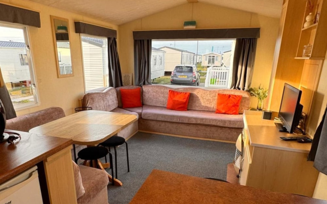 3 Bed Caravan, 8 Berth, Pet Friendly, Parking