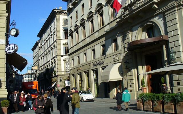 Отель B&B Il Salotto Di Firenze Италия, Флоренция - отзывы, цены и фото номеров - забронировать отель B&B Il Salotto Di Firenze онлайн вид на фасад