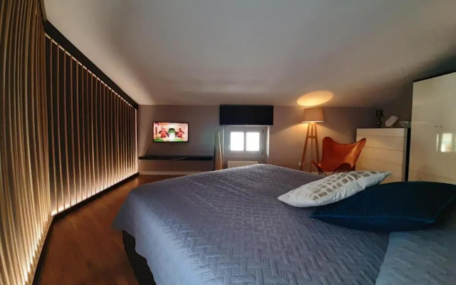 MoAA - Modern Art Apartment