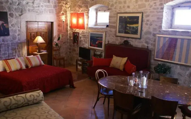 ArtCaffe Apartments