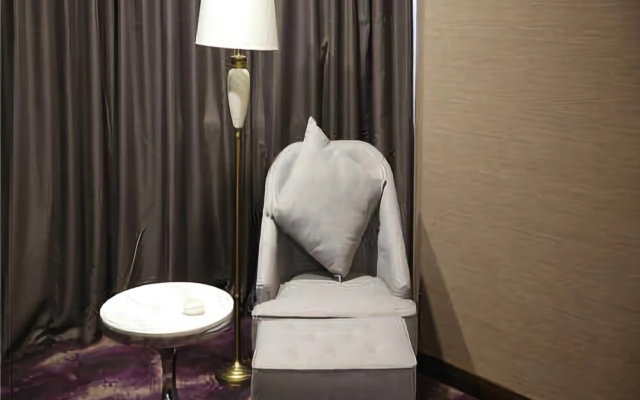 Changchun Four Seasons Hotel (Changchun People's Square Vigor City)