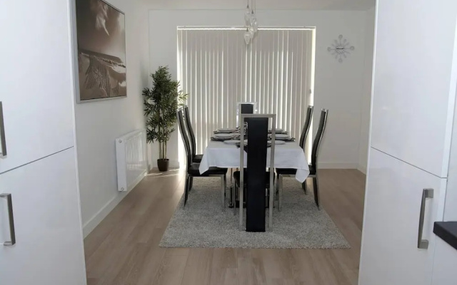 East Central London - Sleeps 6 - Pet Friendly