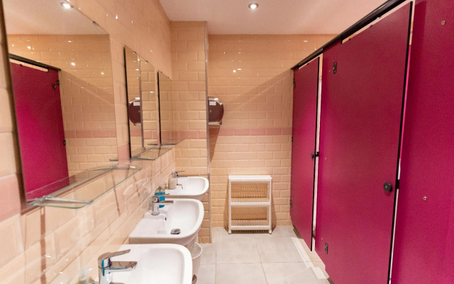 Hostelle - women only hostel London