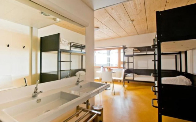 Auberge de Jeunesse Paris HI Yves Robert