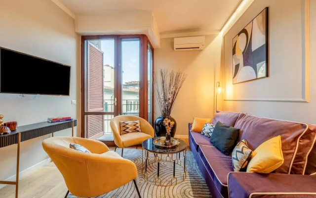 Central 3BD Apartment Near Teatro Verdi