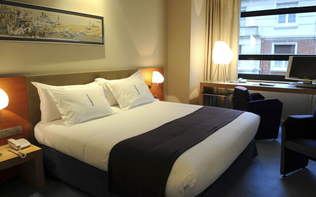 Gran Hotel Domine Bilbao вид на фасад