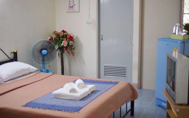 Thanapa Apartment