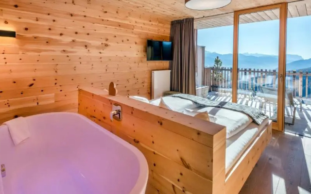 Tratterhof Mountain Sky Hotel