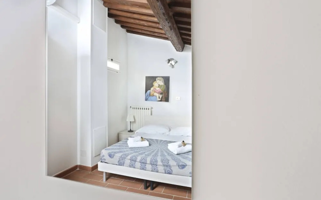 Short-let Florence Apartment Parione