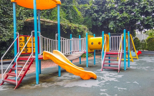 Modern and Luxurious 2BR Dharmawangsa Essence Apartment