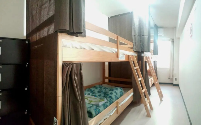 Guesthouse Shiawase Eki - Hostel