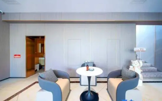 Jinji Hotel