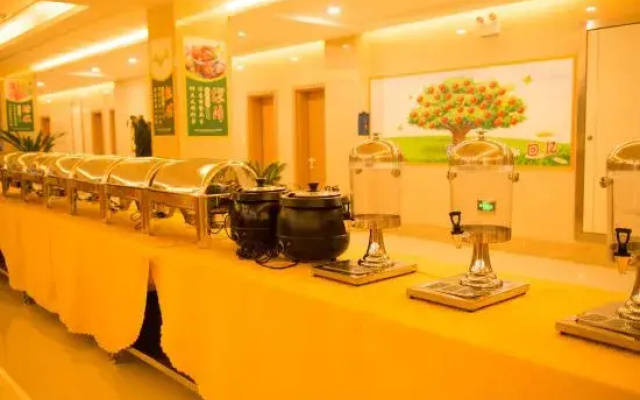 Shenghui Hotel