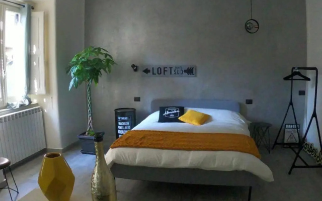 AJ Lux Apartments