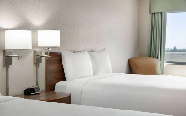 Travelodge by Wyndham Vaughn