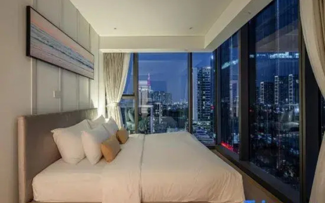 Metropole Opera Luxurious 2br/Panoramic City Views
