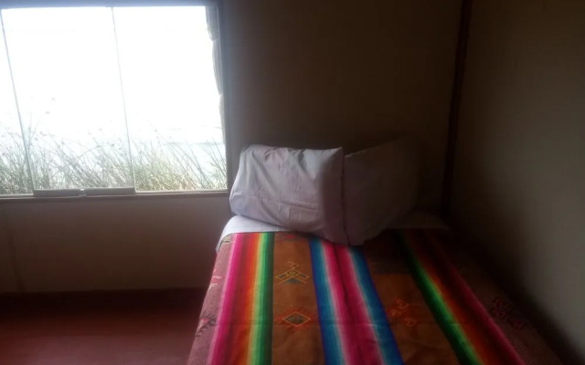 Uros Titicaca khantaniwa Lodge