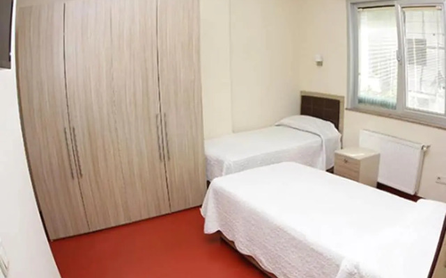 İkiz Palmiye Kiz Oğrenci Pansiyonu - Caters to Women - Hostel