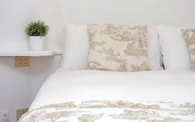 Borghese Apartment - My Extra Home