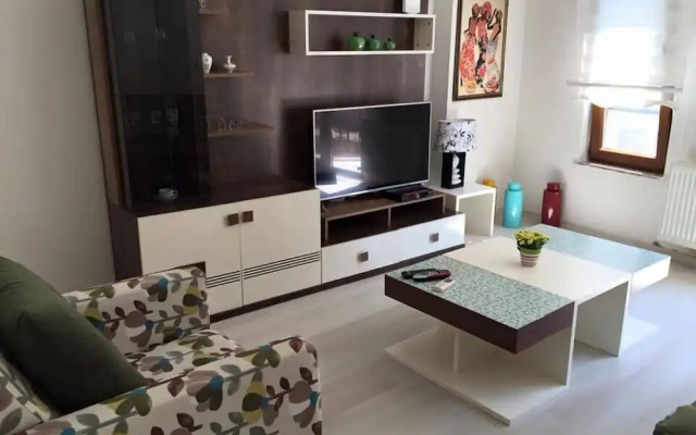 Class Suit Residence