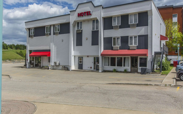 Econo Lodge La Malbaie