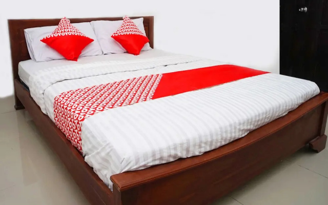 Pondok Mulia Guest House by OYO Rooms