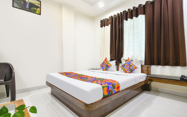 Fabhotel Rama