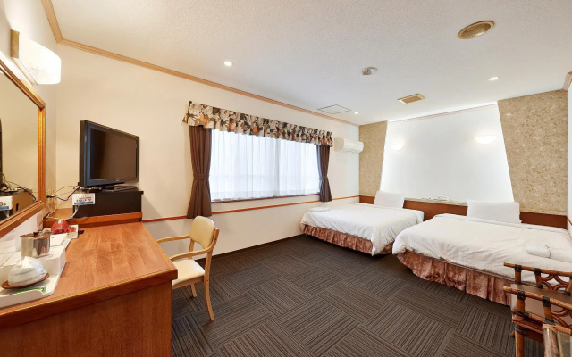 Crown Hotel Okinawa